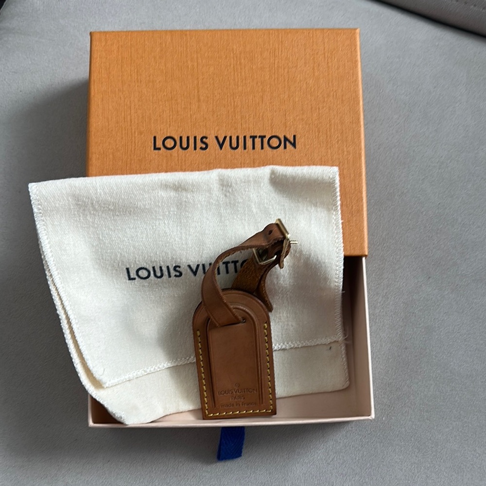 Louis Vuitton Tan Leather Luggage Tag